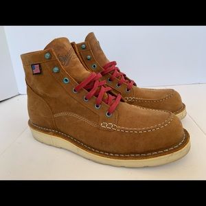 Men’ Danner Moc Toe Boots 8.5 D